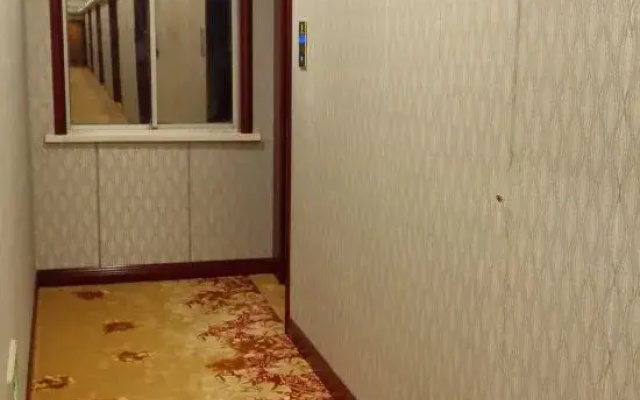 Taihua Hotel