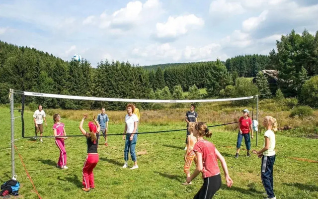 Peaceful Apartment With Pool
