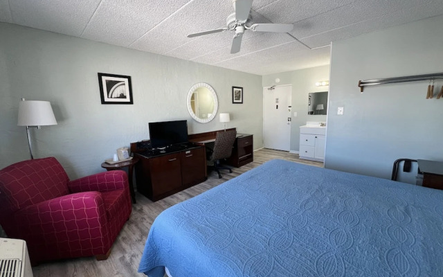 Sand Pebble Motor Lodge