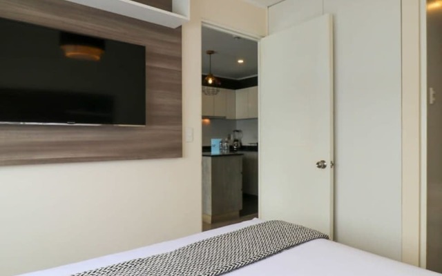 w Beautiful 1BR w AC Near Central Restaurante