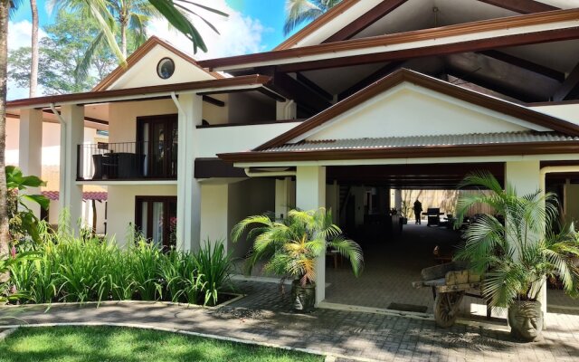 Hona Beach Hotel