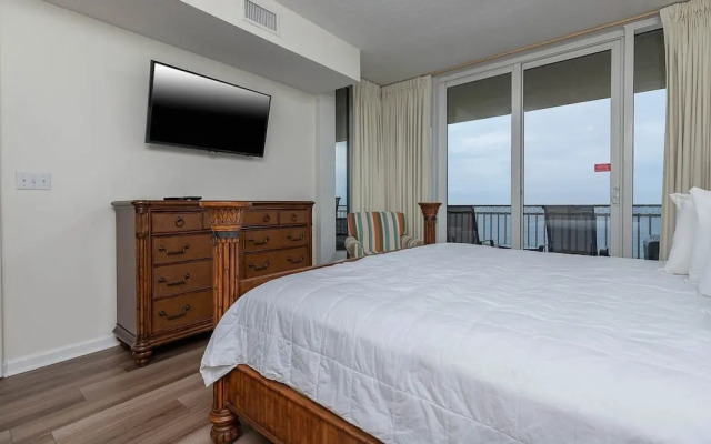 Colonnades 1403 4 Bedroom Condo