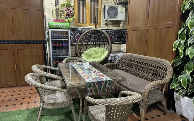 Barno Guesthouse