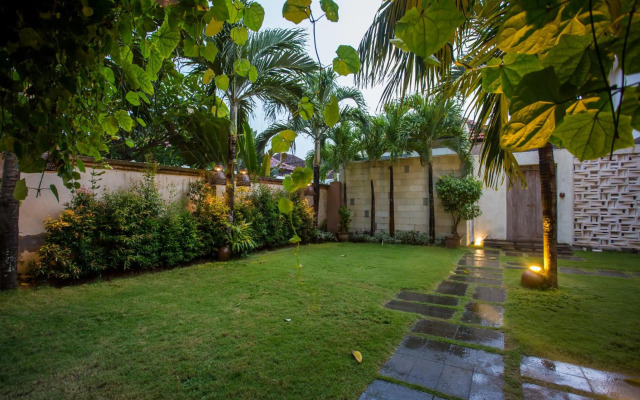 Bali Breezz Hotel