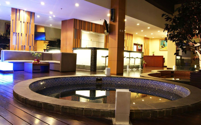 Sutanraja Hotel, Convention & Recreation