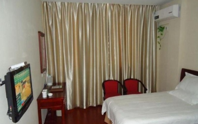 GreenTree Inn Suzhou Wujiang Yongkang Pedestrian Road Hotel – Guest Rooms – Suzhou