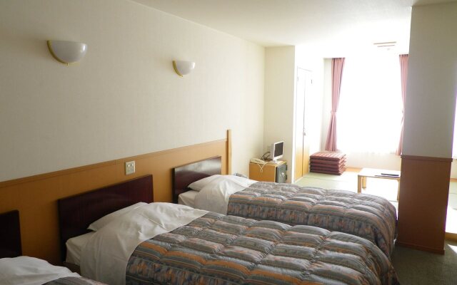Lake Hotel Saiko