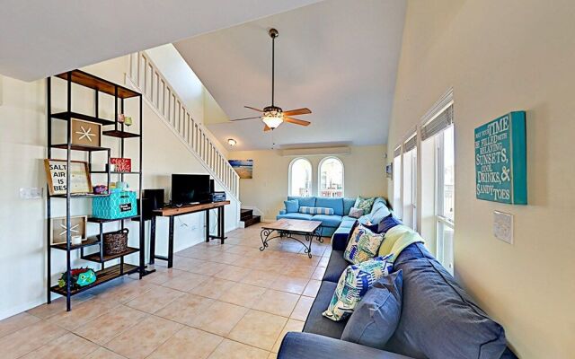 Canal 22108 - 3 Br Home