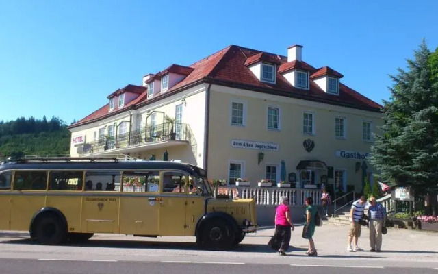 Gasthof zum alten Jagdschloss