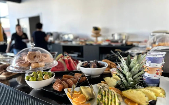 Dream Hotel Saranda