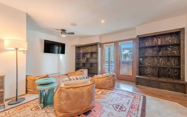 Grand Angel Fire Mountain Luxury ski Chalet