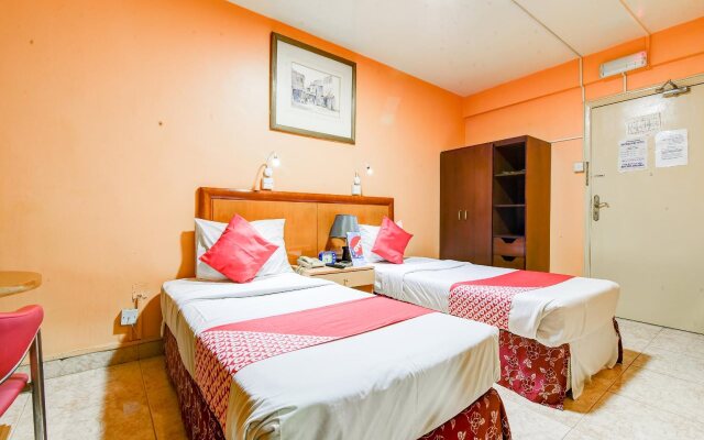 OYO 270 Dream Land Hotel
