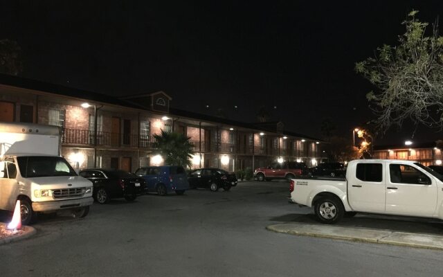 Texas Inn North Brownsville
