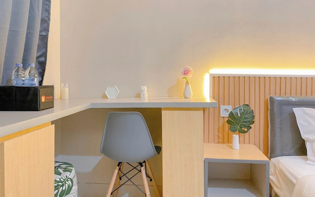 Restful and Homey Studio at LRT City Jatibening Apartment – Guest Rooms – Bekasi