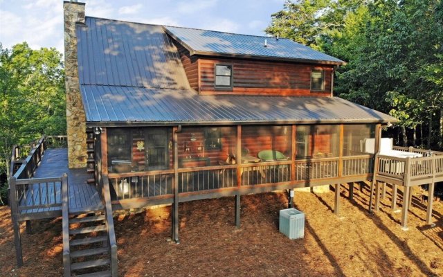 Dew Drop Inn- Blue Ridge Cabin Rental