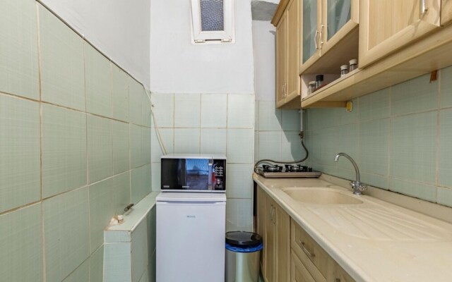 Flat Within Walking Distance to Istiklal Street