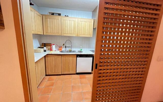 California Beach Apartment by Trip2Portugal