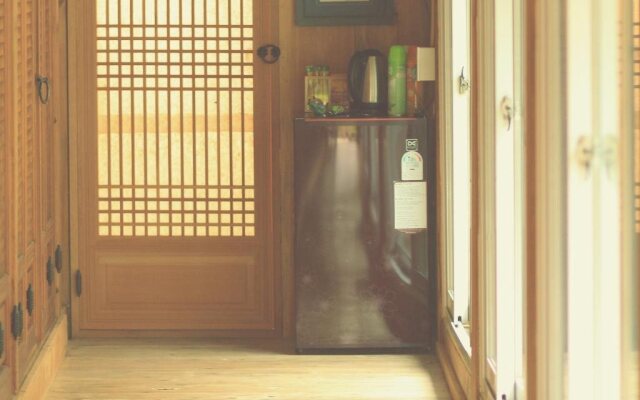 Jeonju Geune Hanok Guesthouse