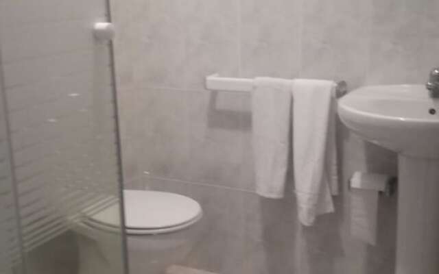 Guesthouse Residencia Miñones