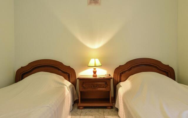 Rurally Located Holiday Home With Magnificent View, Close to Cazals