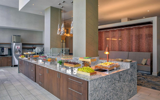 Hilton Norfolk The Main