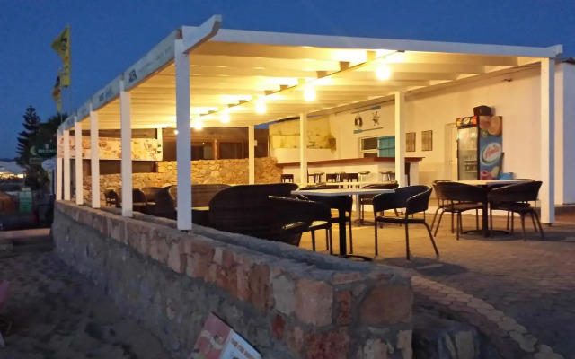 Theo Star Beach Hotel
