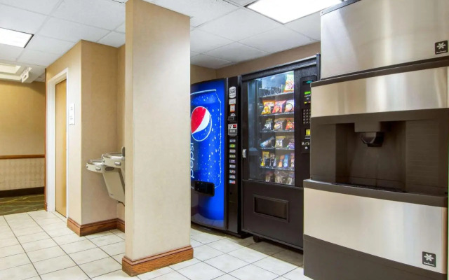 Holiday Inn Express Hotel & Suites Decatur-I-20 East (Panola Rd)