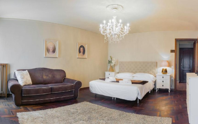Rialto Deluxe Apartments