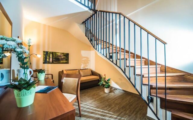 Patak Park Hotel