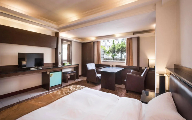 The Enterpriser Hotel