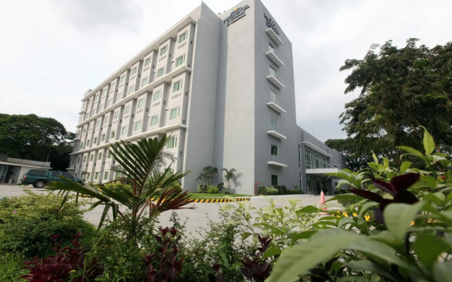 Microtel by Wyndham UP Technohub