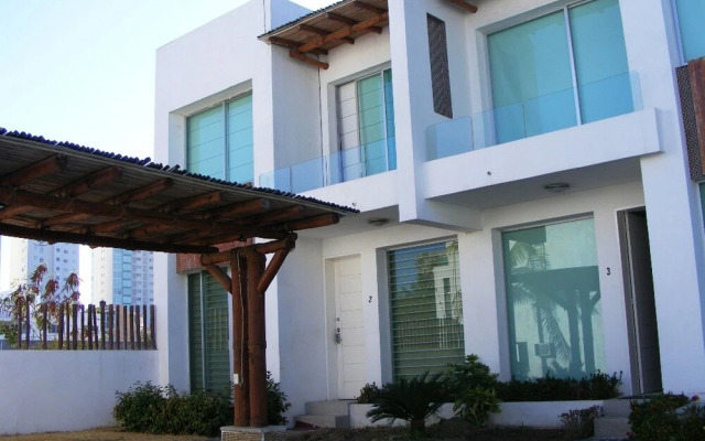 LAS Villas