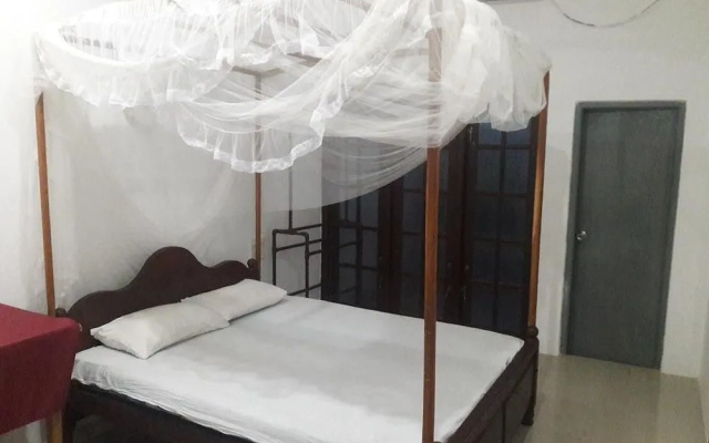 Randi Guest House