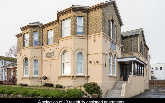 Remaotel Seafield Court Apartments