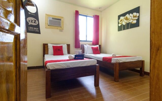 RedDoorz @ Poblacion 6 Coron