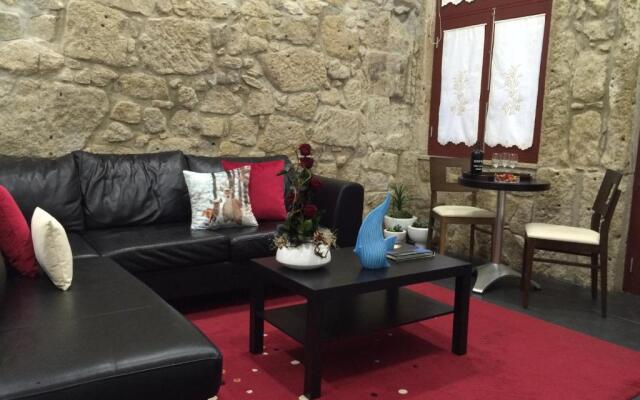 Clerigos H Apartments