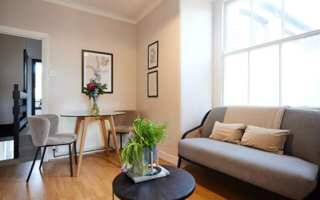 The Leyton Midland Crib - Cozy 2bdr Flat With Study Room Garden