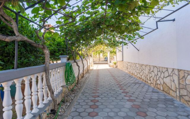 Bed & Breakfast Maki