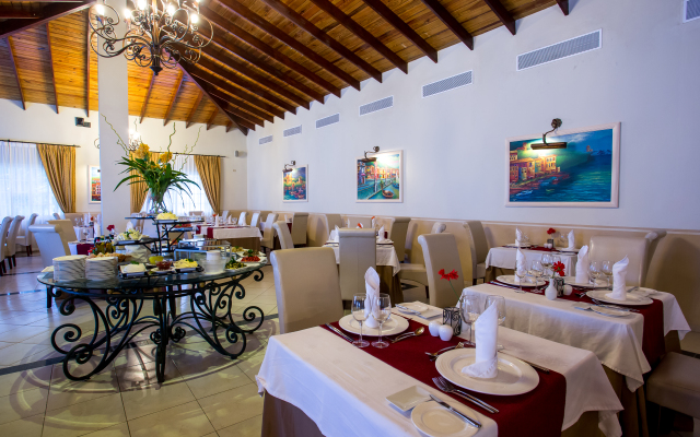 Bahia Principe Grand El Portillo - All Inclusive