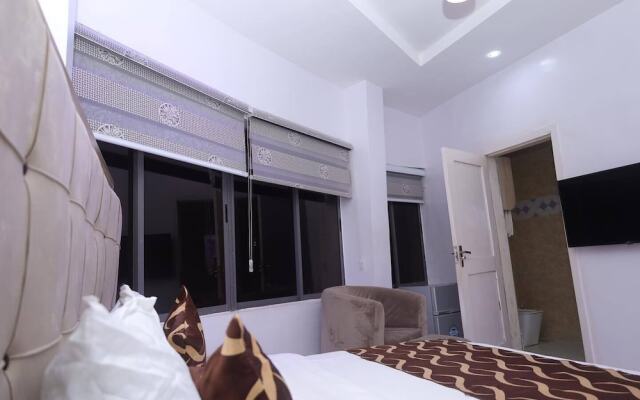 The Paradise Beach Resort and Apartment