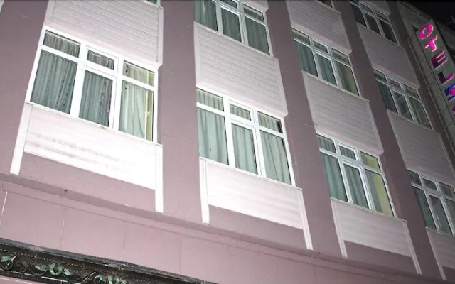 Sandikci Hotel