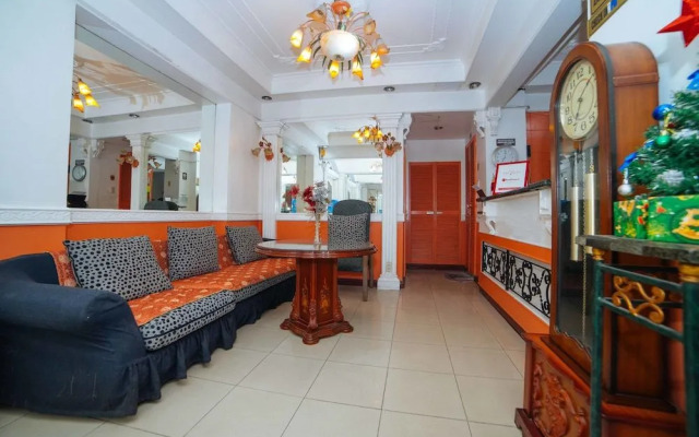 RedDoorz @ Fields Avenue Angeles City