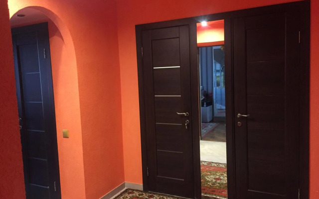 Хостел Мансардная комната с невысоким потолком до 170 см