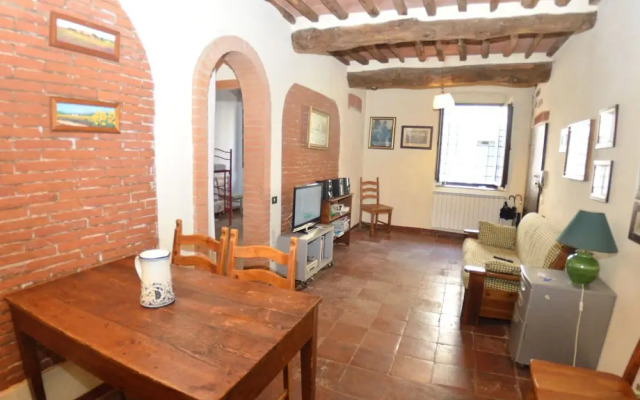 Lucca Central Garden Cottage