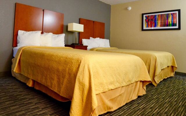 Quality Inn and Suites Livonia