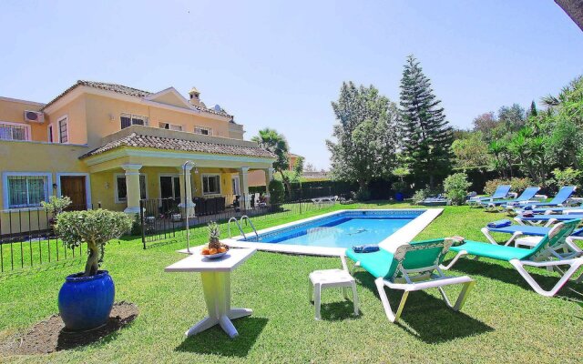 1106 Family Villa Heated Pool High Speed Wifi Netflix