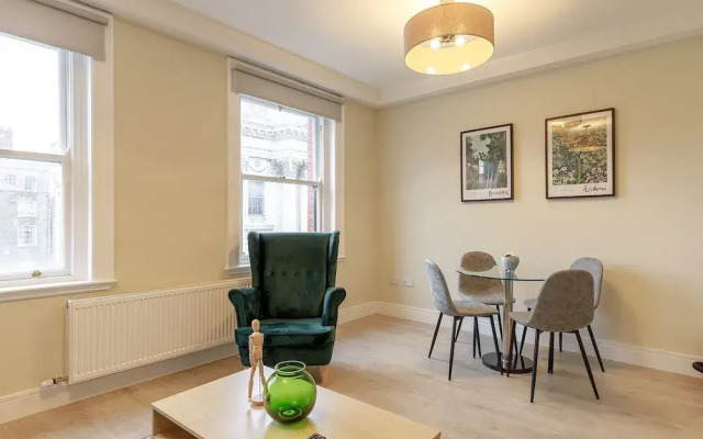 Dublin Castle Suites
