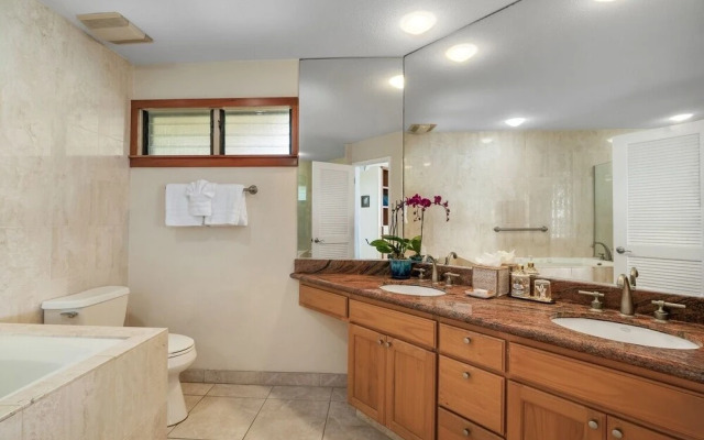 Puu Poa 306 2 Bedroom Condo