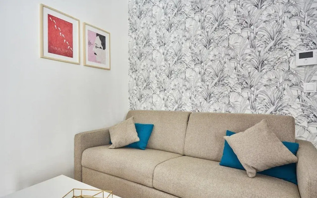 Apartment Boulogne Facing the "passage"