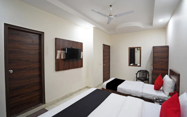 Hotel Aerotech by OYO Rooms